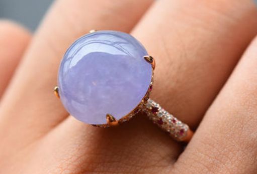 紫罗兰翡翠戒指有什么寓意  紫罗兰翡翠鉴赏价值