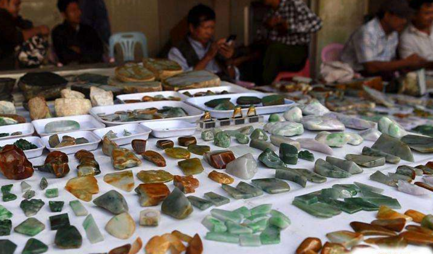 缅甸翡翠市场和国内的翡翠市场有什么区别?