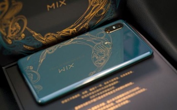 小米MIX2S又出新配色,拿在手中的"翡翠",科技与艺术的碰撞!