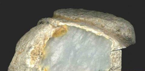翡翠原石白盐砂 里面一般是哪种翡翠?能猜得出来吗? 问道中的翡翠石、绿松石还有金银沙都怎么得到?