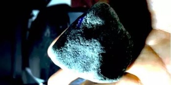 玉石交流：5000入手的翡翠原石,表现不错,能否带来惊喜?