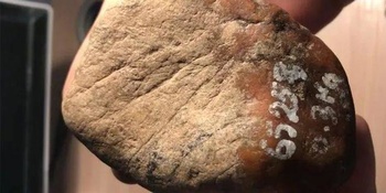 翡翠交流：莫西沙翡翠原石,记录从原石到成品,作品出来太惊艳!