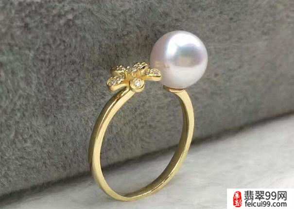 翡翠金珍珠戒指款式 很多人喜欢买海水珍珠首饰