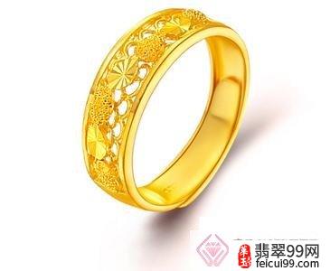 翡翠黄金戒指男士15克报价 越来越多的人选择黄金戒指作为婚戒