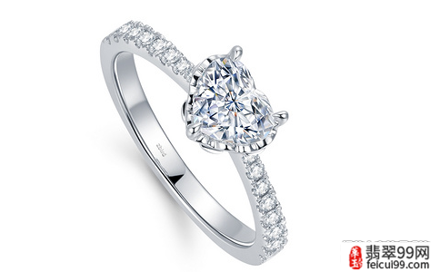 翡翠公主方钻石戒指图片 提到钻石戒指