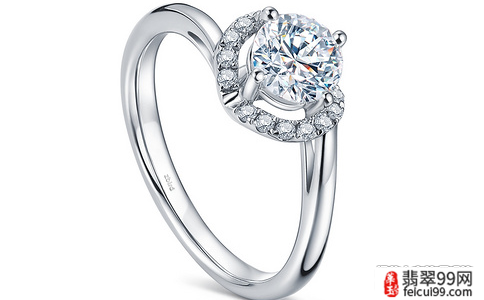 翡翠戒指的戴法和意义男女 例如一款名为掌心的钻戒