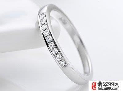 翡翠中国黄金钻石戒指价格查询 我们以一枚一克拉的钻戒为例