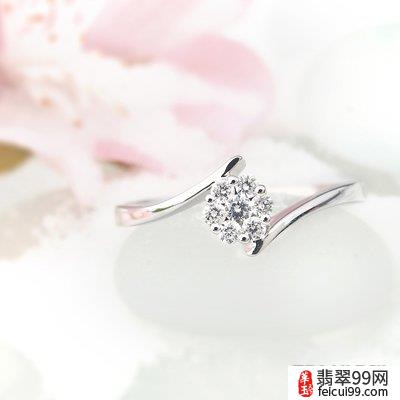 翡翠女士钻石戒指款式图 欧宝丽珠宝网－钻石戒指选购