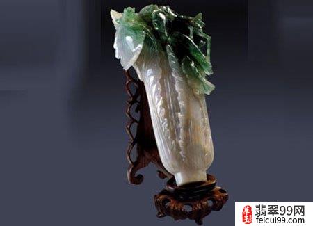 翡翠翡翠白菜饺图 据说每年吸引着很多游客前往参观