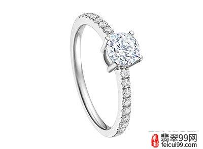 翡翠结婚女人戒指的戴法 戴瑞珠宝戒指
