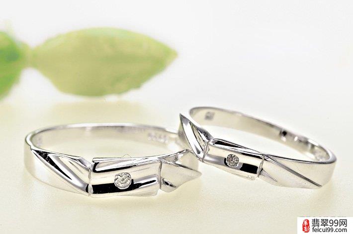 翡翠925银戒指如何挑选 结婚还可以买什么戒指